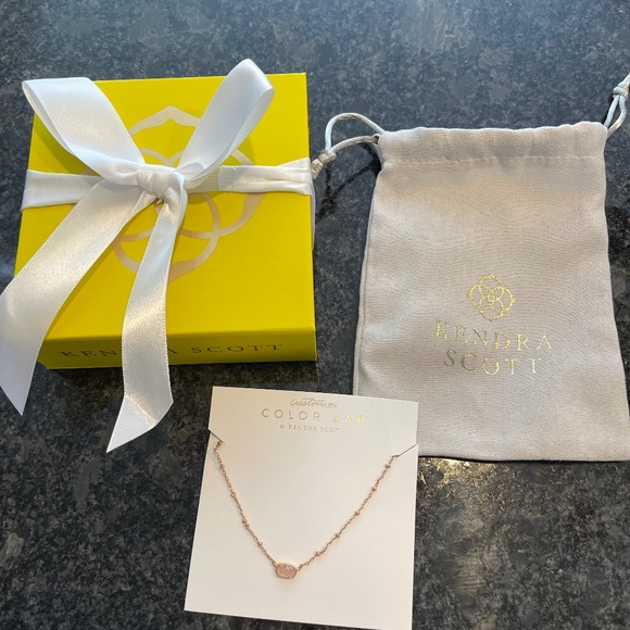 Kendra Scott Mini Pink Stone Necklace - Picture 1 of 8